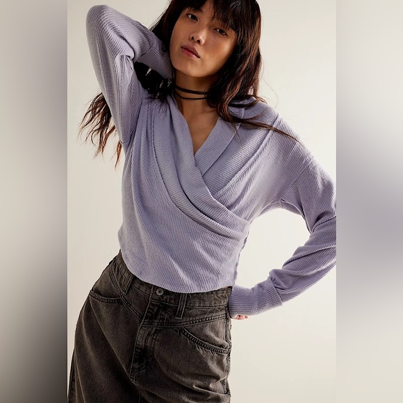 NEW Free People We The Free Hold Me
Close Pullover - Picture 2 of 16